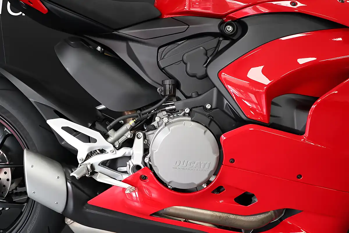 Used 2024 Ducati Panigale V2 Red - Interior and Exterior details 8