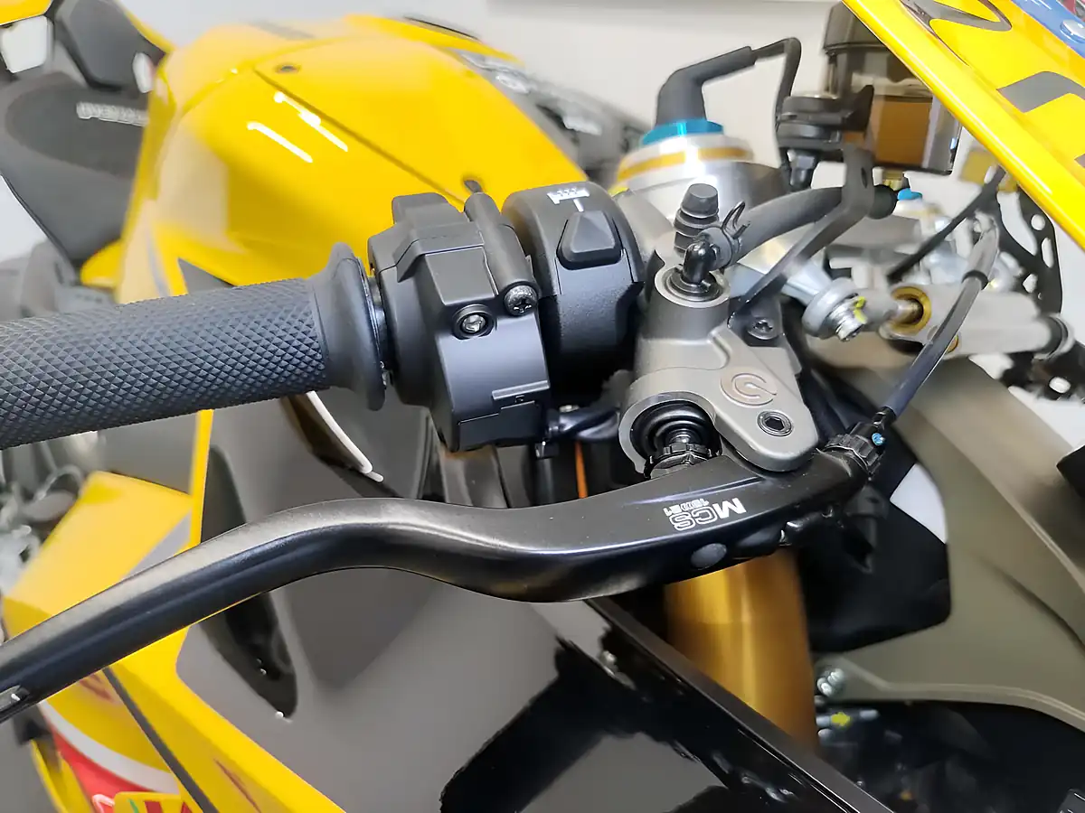 Used 2024 Ducati Panigale V4 Bagnaia 2023 World Champion Replica Giallo Ducati - Interior and Exterior details 14