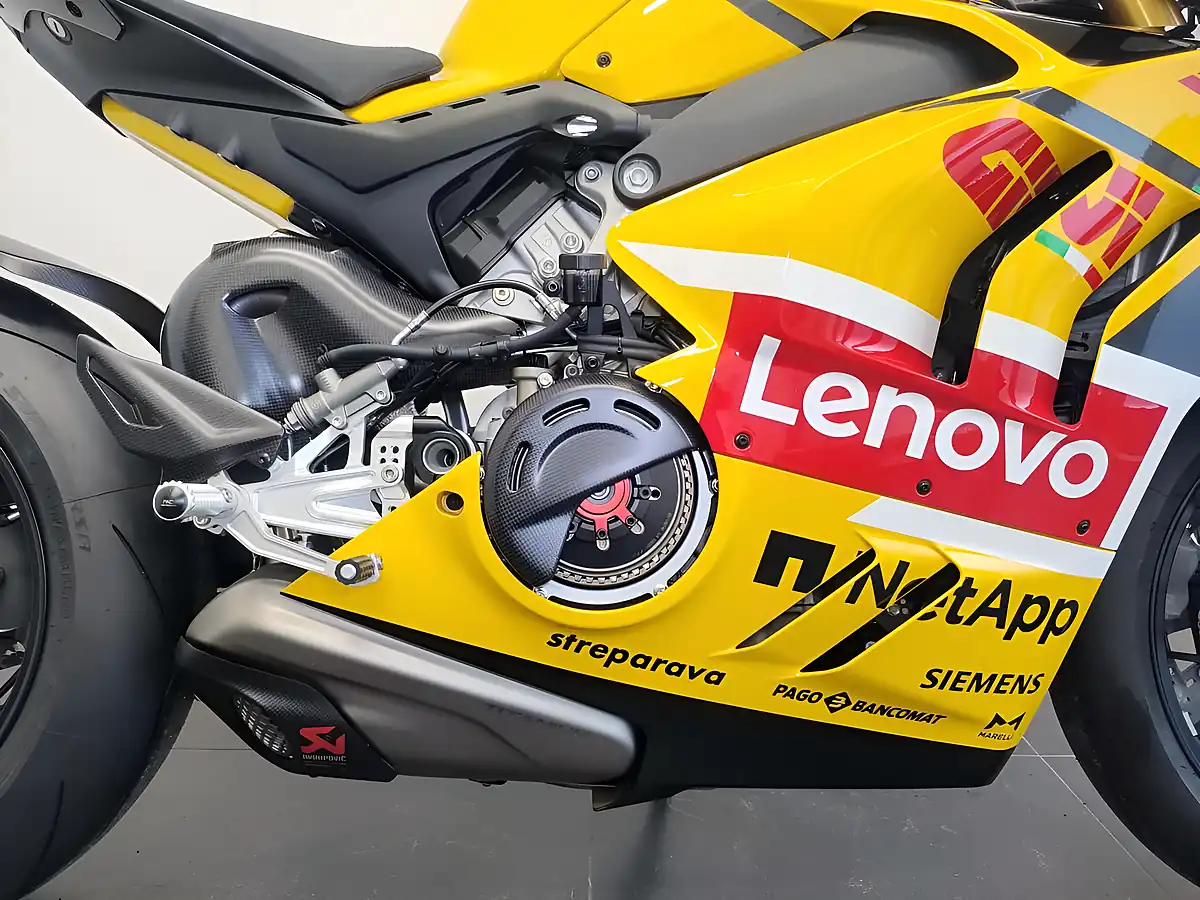 Used 2024 Ducati Panigale V4 Bagnaia 2023 World Champion Replica Giallo Ducati - Interior and Exterior details 5