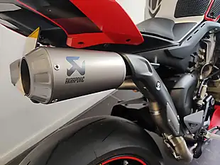 Used 2024 Ducati Panigale V4 R - Interior and Exterior details 13
