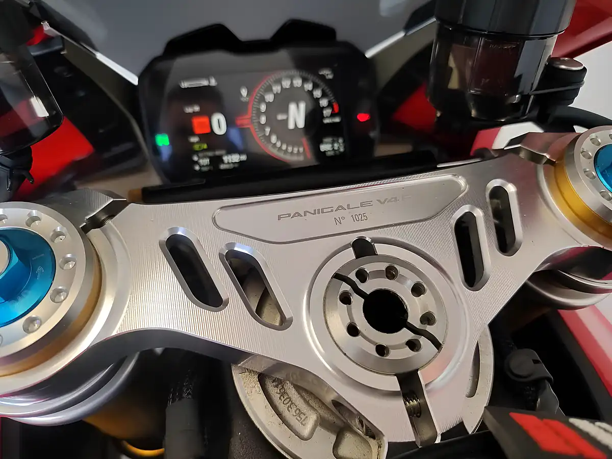 Used 2024 Ducati Panigale V4 R - Interior and Exterior details 15
