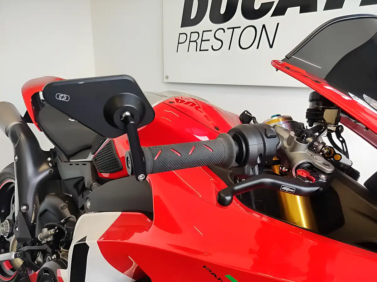 Used 2024 Ducati Panigale V4 R - Interior and Exterior details 17