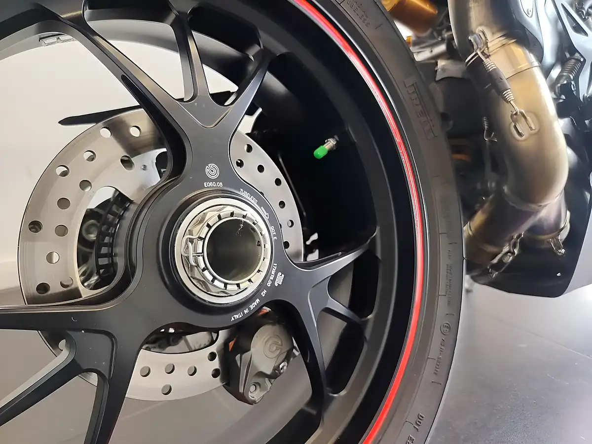 Used 2024 Ducati Panigale V4 R - Interior and Exterior details 19