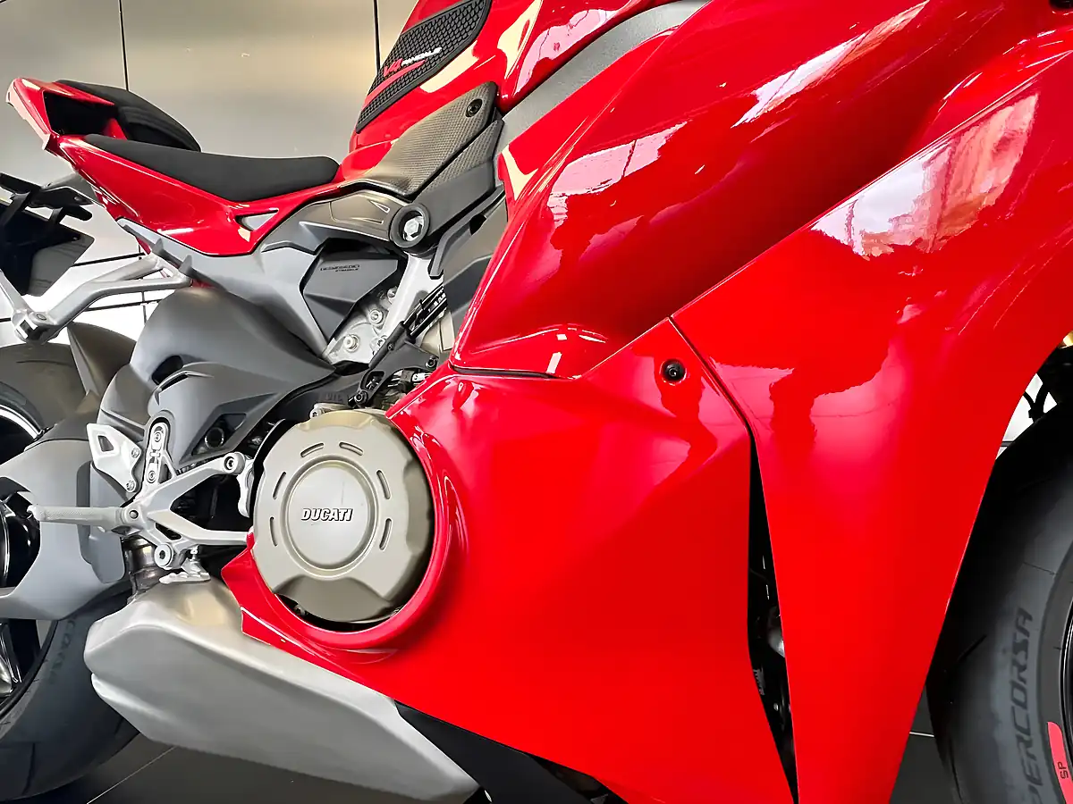 Used 2024 Ducati Panigale V4 S Red - Interior and Exterior details 10