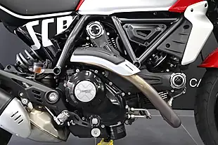Used 2024 Ducati Scrambler Icon Red Red - Interior and Exterior details 7