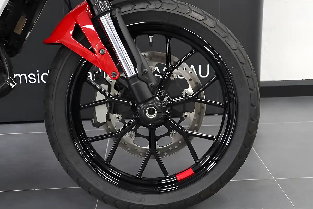 Used 2024 Ducati Scrambler Icon Red Red - Interior and Exterior details 8