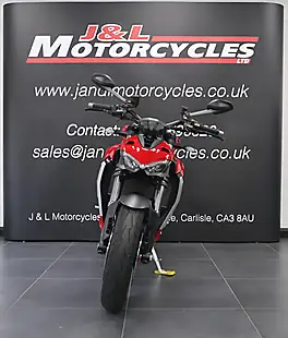 Used 2024 Ducati Streetfighter V2 Red - Interior and Exterior details 4