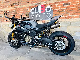 Used 2024 Ducati Streetfighter V4S Evo 2 Grey - Interior and Exterior details 14