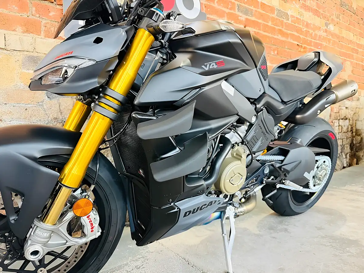 Used 2024 Ducati Streetfighter V4S Evo 2 Grey - Interior and Exterior details 16