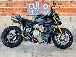 Used 2024 Ducati Streetfighter V4S Evo 2 Grey - Interior and Exterior details 2
