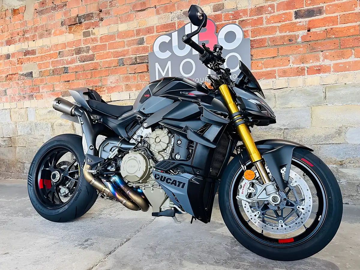 Used 2024 Ducati Streetfighter V4S Evo 2 Grey - Interior and Exterior details 3
