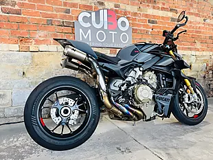 Used 2024 Ducati Streetfighter V4S Evo 2 Grey - Interior and Exterior details 4