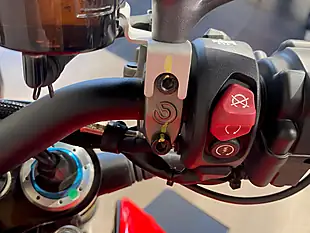 Used 2024 Ducati Streetfighter V4s - Interior and Exterior details 9