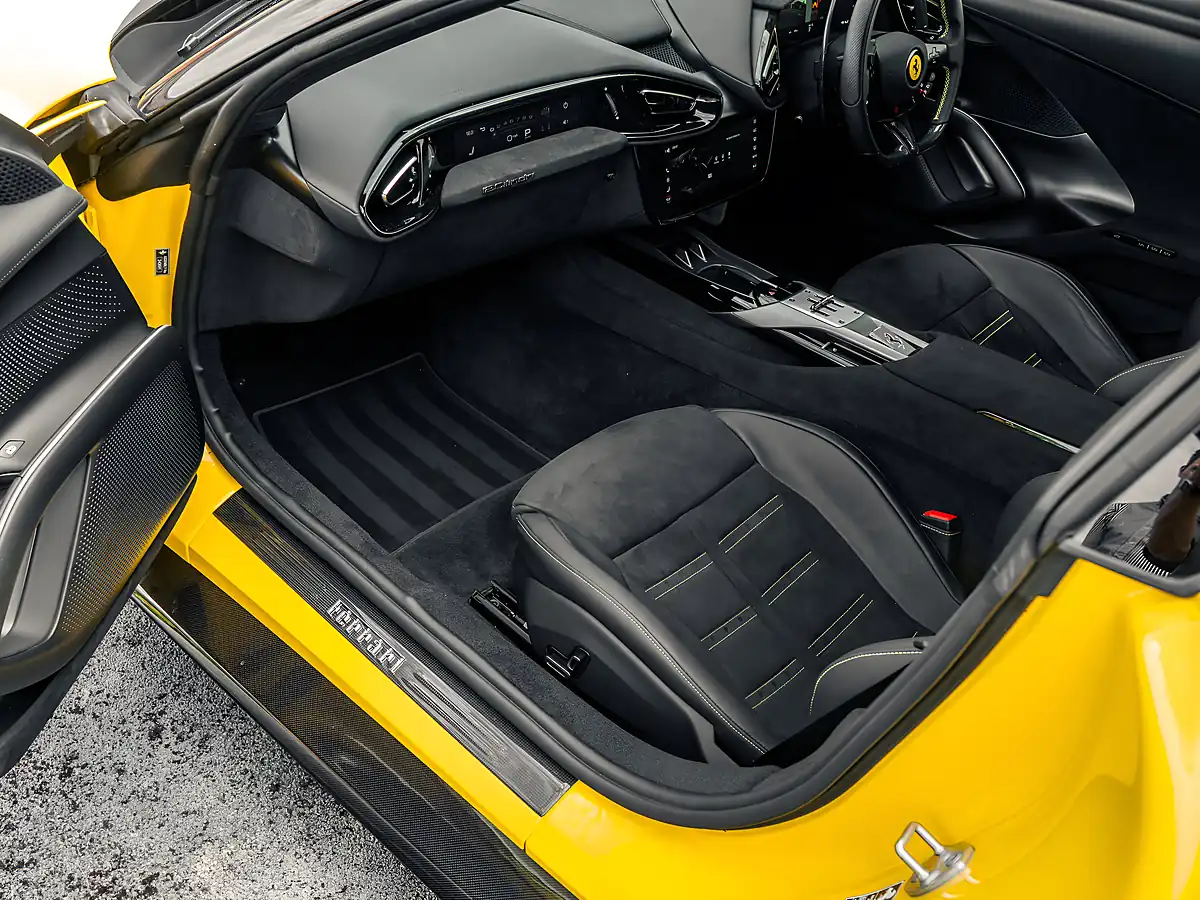 Used 2024 Ferrari 12Cilindri Giallo Modena - Interior and Exterior details 12