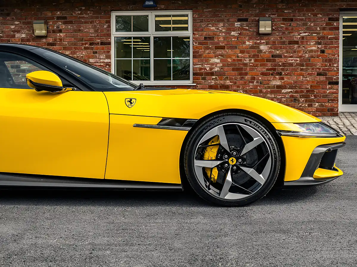 Used 2024 Ferrari 12Cilindri Giallo Modena - Interior and Exterior details 7