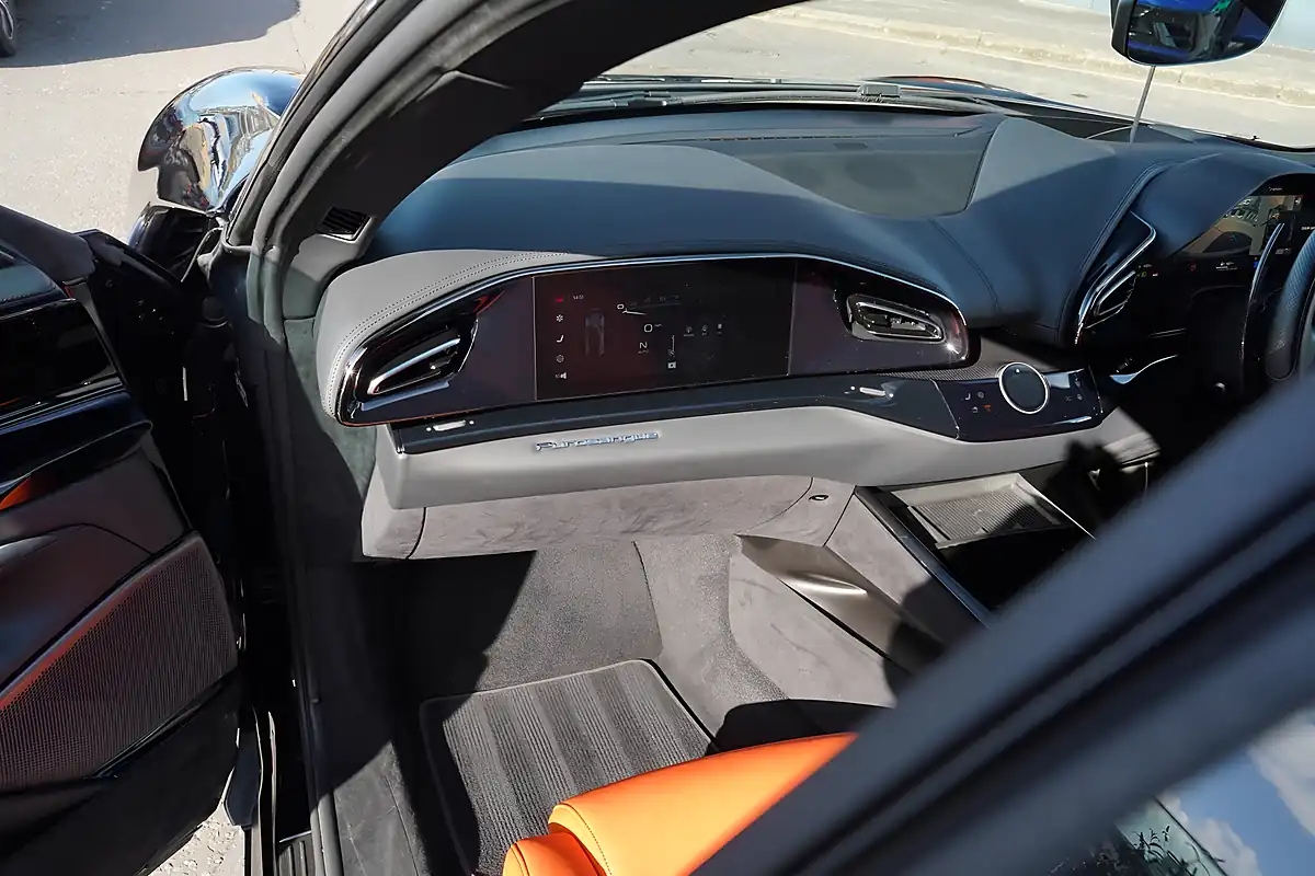 Used 2024 Ferrari Purosangue Black - Interior and Exterior details 16