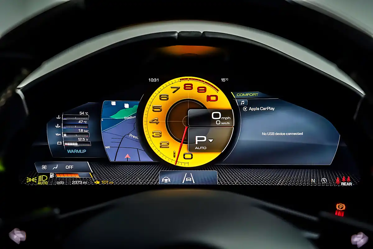 Used 2024 Ferrari Roma Spider Celeste Trevi - Interior and Exterior details 16