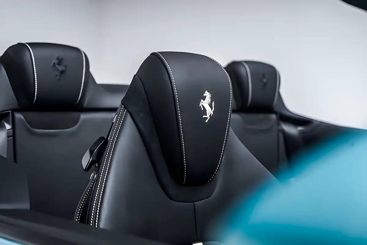 Used 2024 Ferrari Roma Spider Celeste Trevi - Interior and Exterior details 8