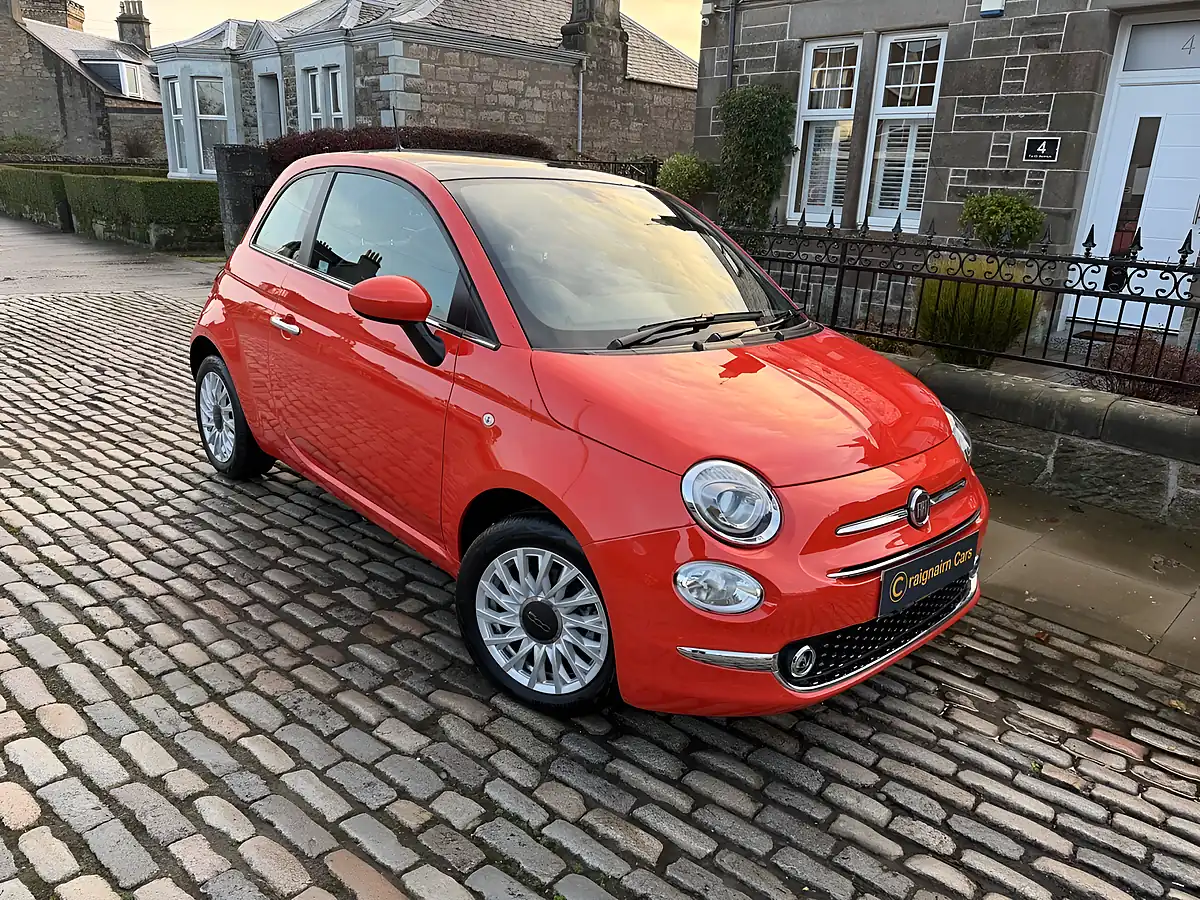 Used 2024 Fiat 500 Hatchback Orange - Front View