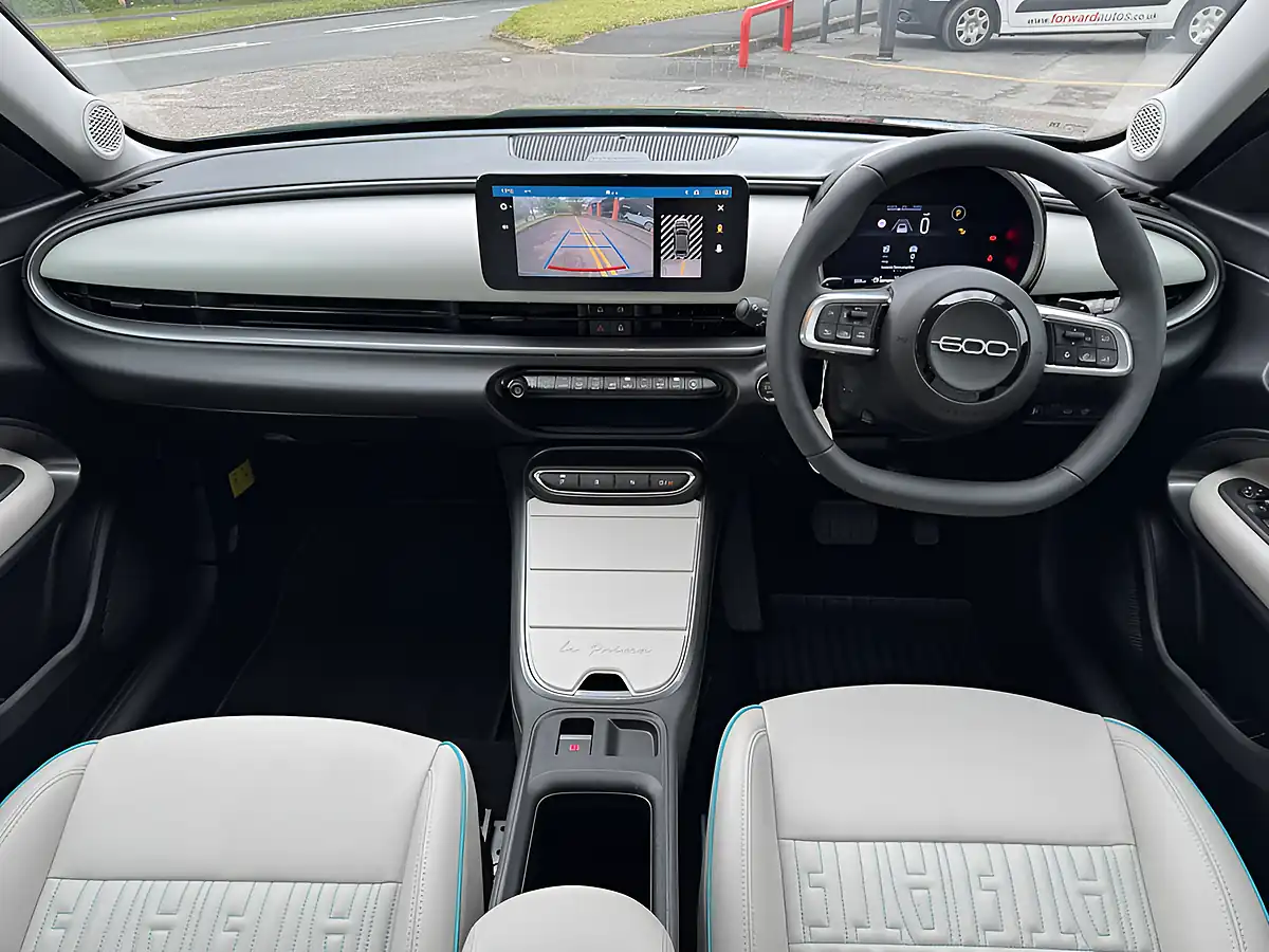 Used 2024 Fiat 600 La Prima 5DR Green - Interior and Exterior details 5