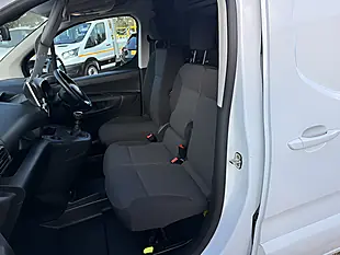 Used 2024 Fiat Doblo Maxi Professional L2 Lwb White - Interior and Exterior details 11