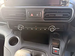 Used 2024 Fiat Doblo Maxi Professional L2 Lwb White - Interior and Exterior details 16