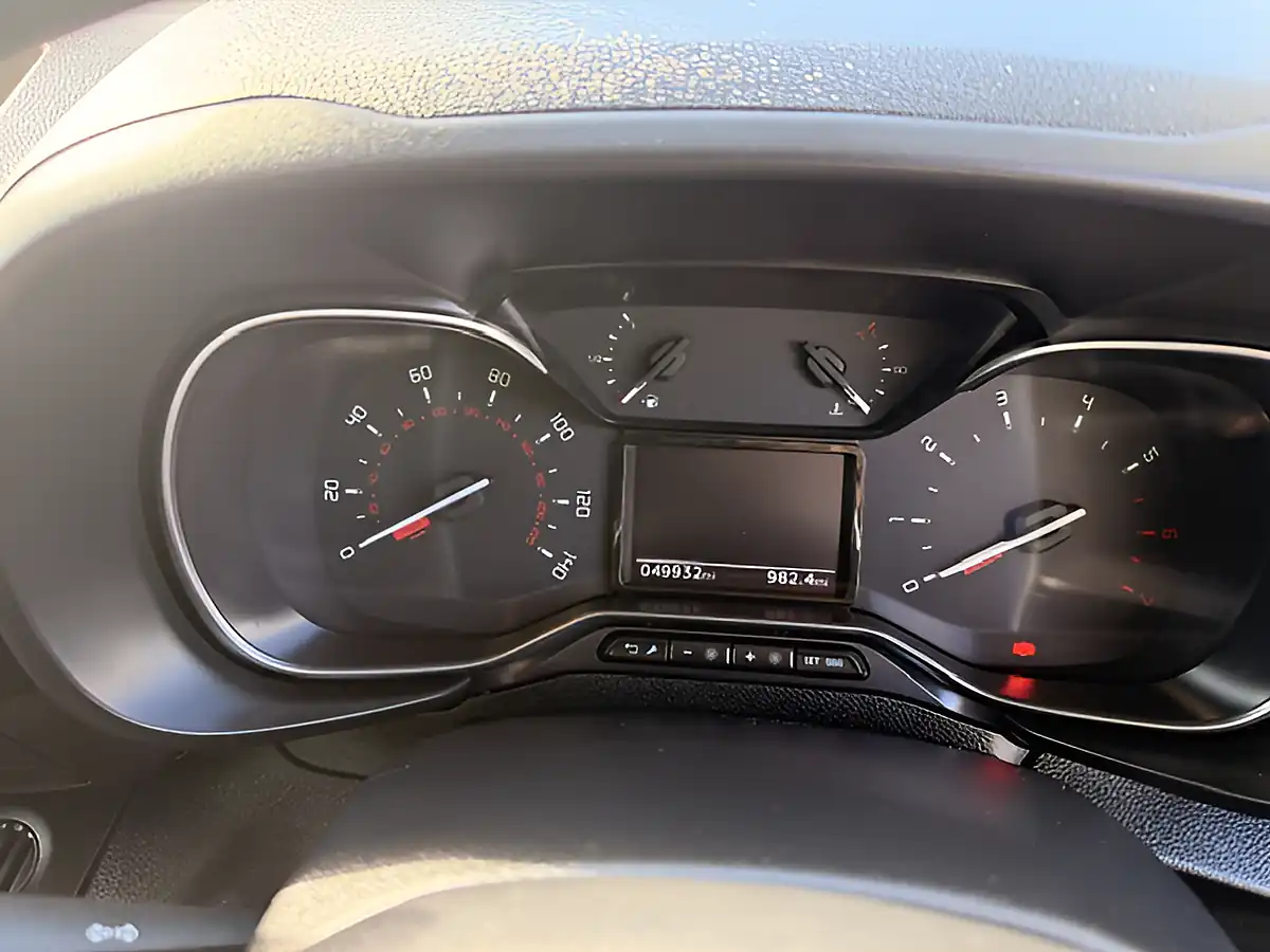 Used 2024 Fiat Doblo Maxi Professional L2 Lwb White - Interior and Exterior details 19