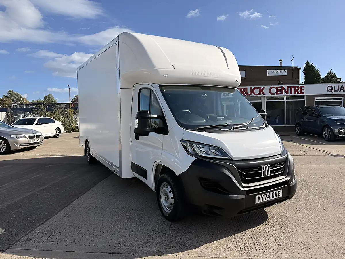 Used 2024 Fiat Ducato Business Edition Maxi Lo Loader Luton White - Front View