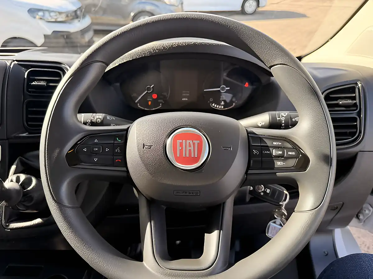 Used 2024 Fiat Ducato Business Edition Maxi Lo Loader Luton White - Interior and Exterior details 18