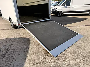 Used 2024 Fiat Ducato Business Edition Maxi Lo Loader Luton White - Interior and Exterior details 6