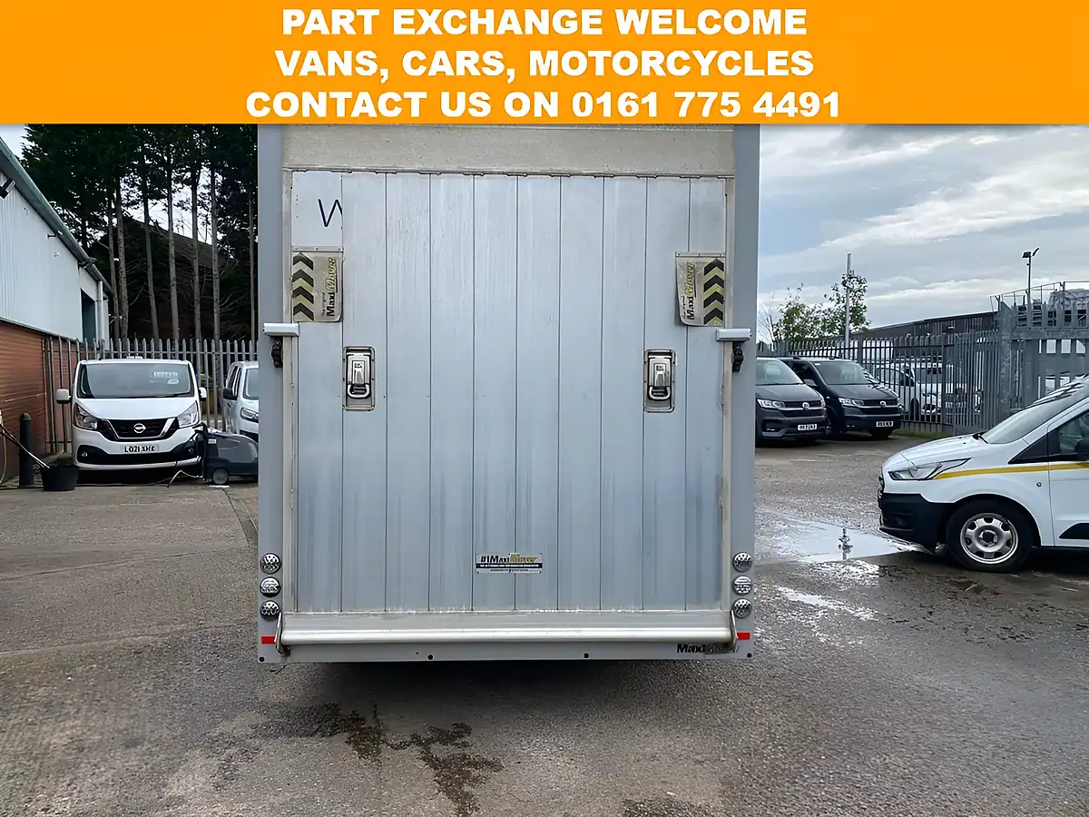 Used 2024 Fiat Ducato Low Loader Luton White - Interior and Exterior details 7