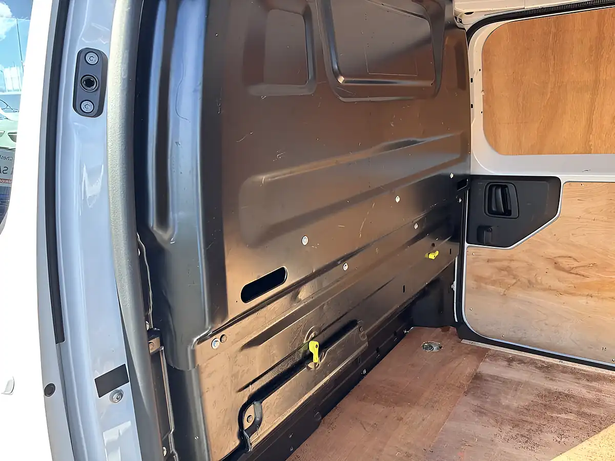 Used 2024 Fiat Scudo Primo White - Interior and Exterior details 16
