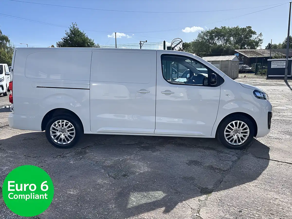Used 2024 Fiat Scudo Primo White - Interior and Exterior details 4