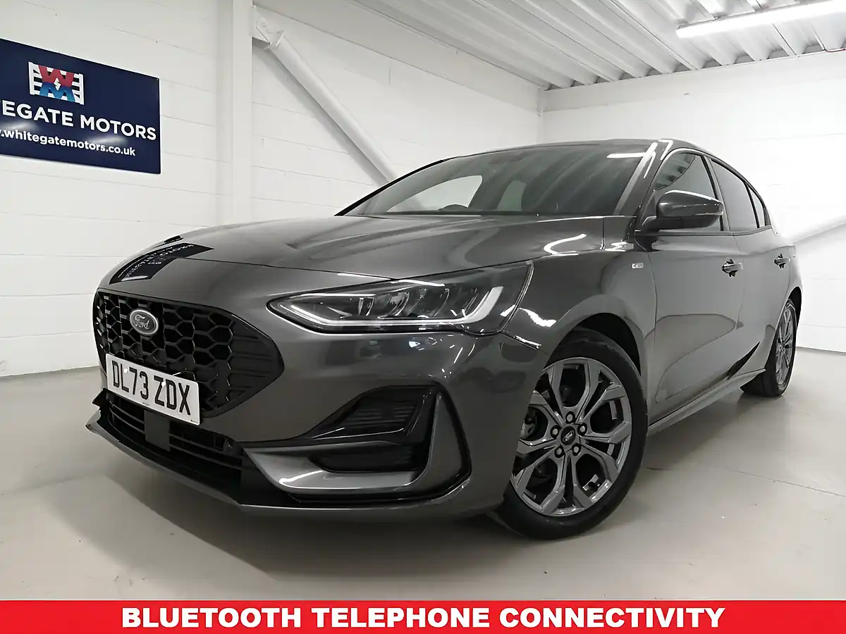 Used 2024 Ford Focus ST-Line Grey - Interior and Exterior details 2