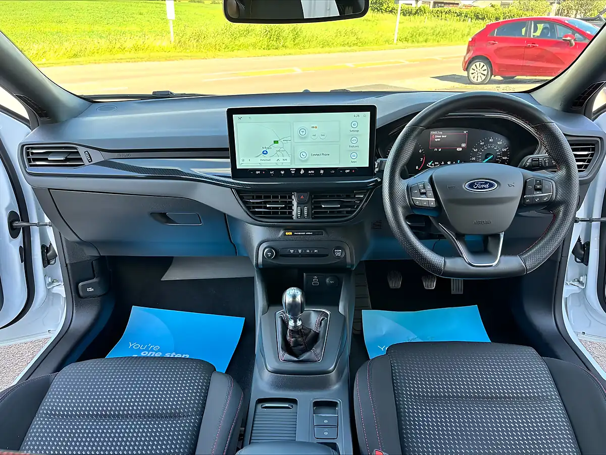 Used 2024 Ford Focus ST-Line White - Interior and Exterior details 14