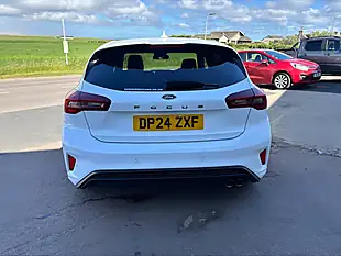 Used 2024 Ford Focus ST-Line White - Interior and Exterior details 8