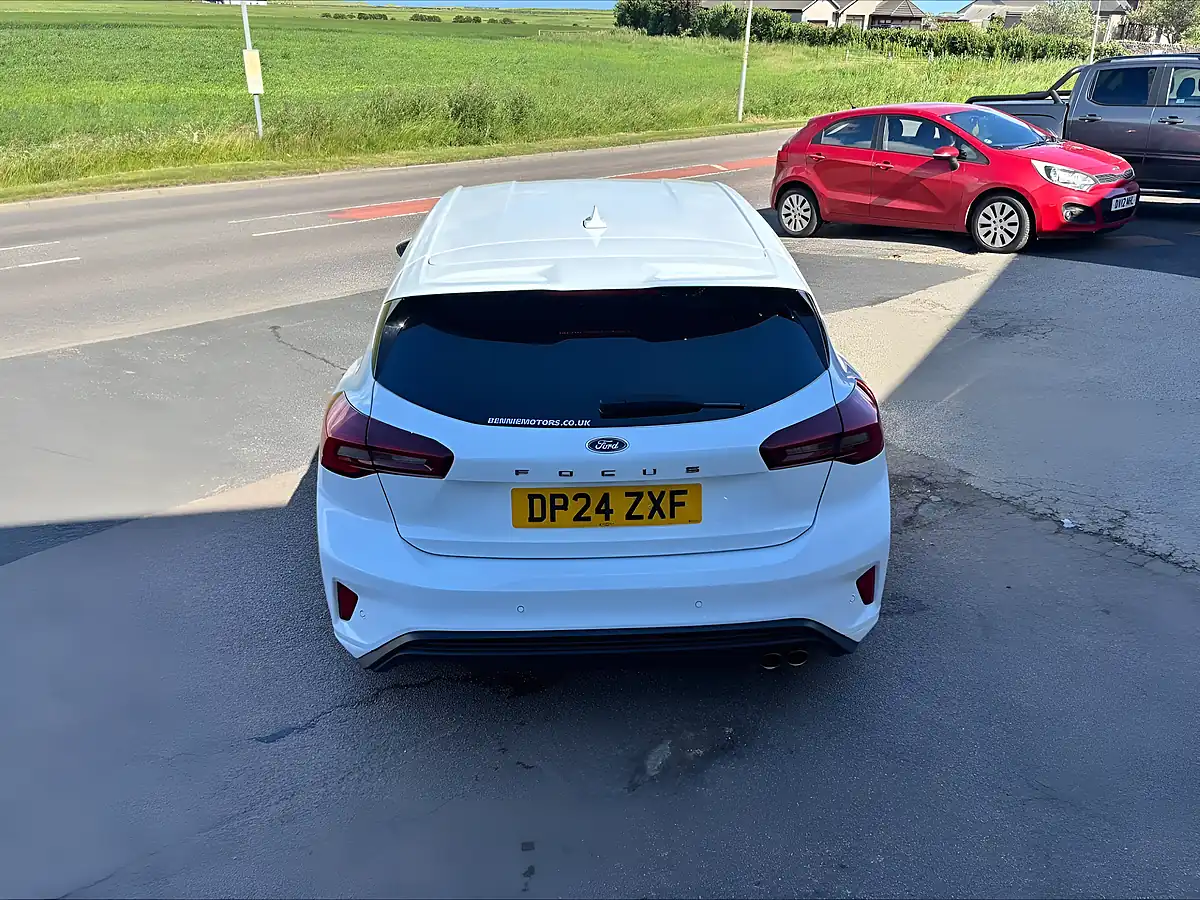 Used 2024 Ford Focus ST-Line White - Interior and Exterior details 9
