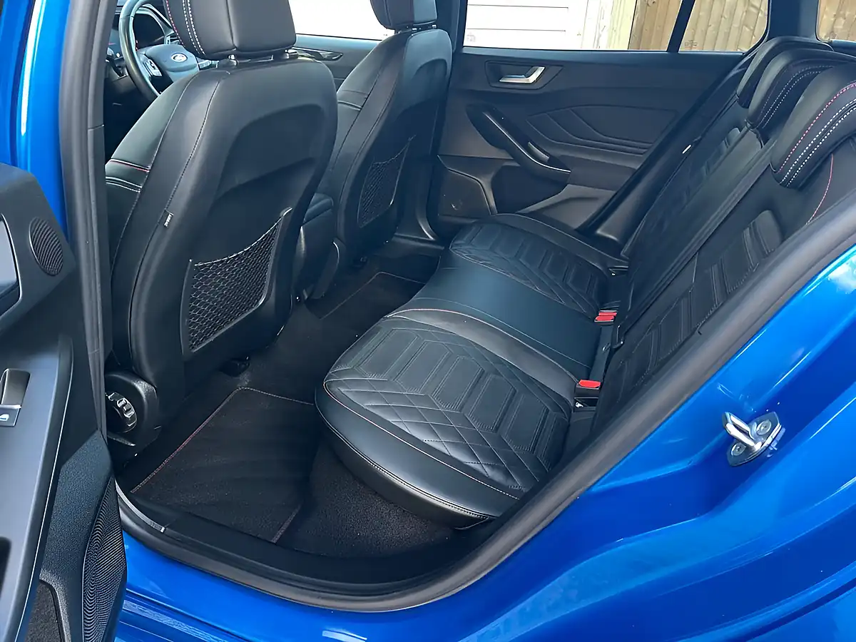 Used 2024 Ford Focus ST-Line X Blue - Interior and Exterior details 19