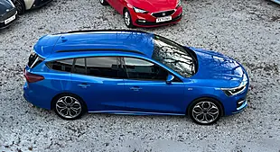 Used 2024 Ford Focus ST-Line X Blue - Interior and Exterior details 2