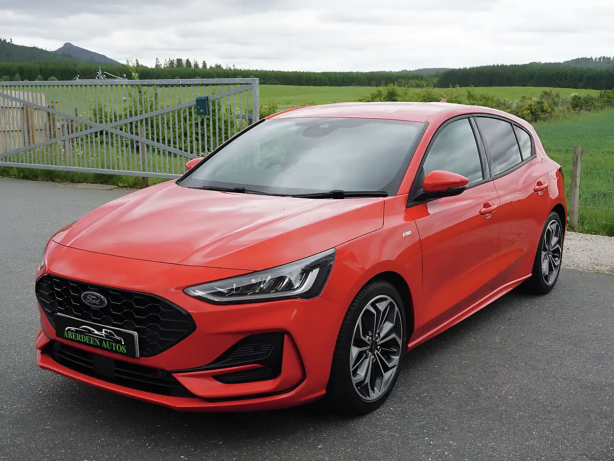 Used 2024 Ford Focus ST-Line X Red - Interior and Exterior details 3