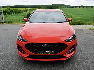 Used 2024 Ford Focus ST-Line X Red - Interior and Exterior details 6
