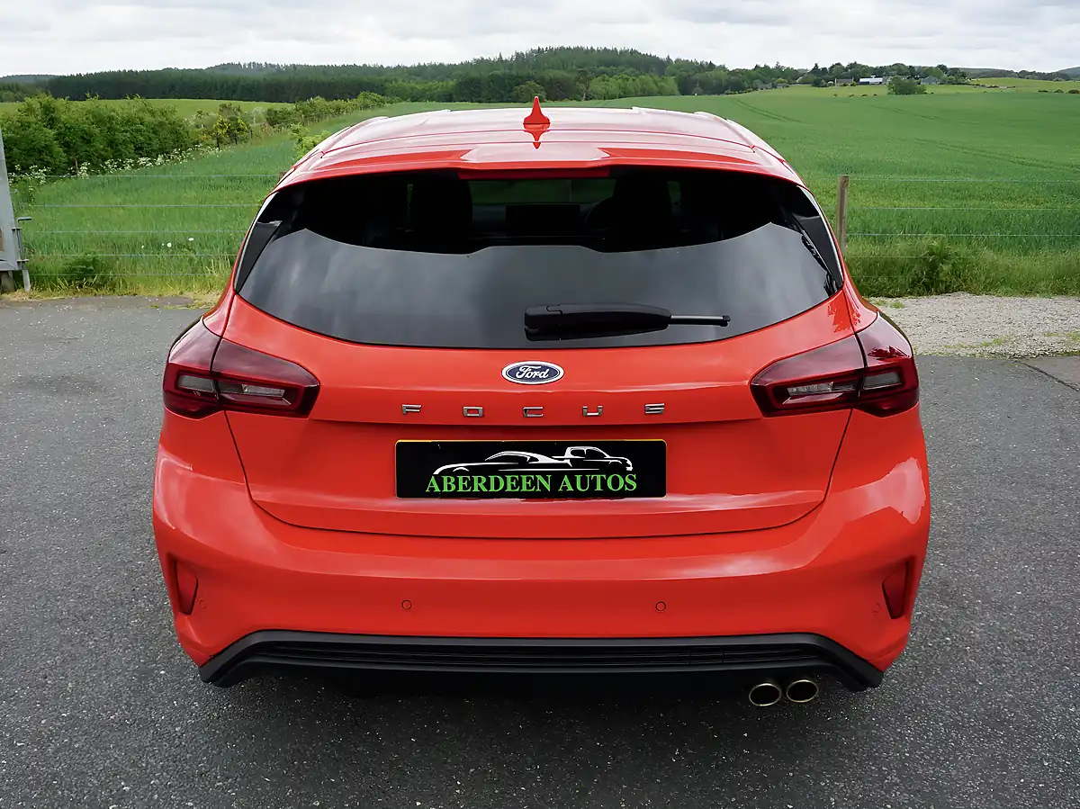 Used 2024 Ford Focus ST-Line X Red - Interior and Exterior details 9