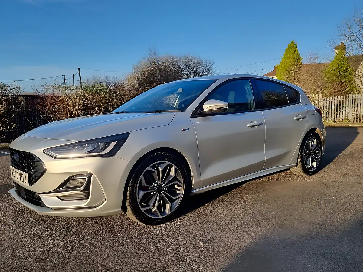 Used 2024 Ford Focus ST-Line X Silver - Interior and Exterior details 2