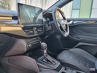 Used 2024 Ford Focus ST-Line X Silver - Interior and Exterior details 9