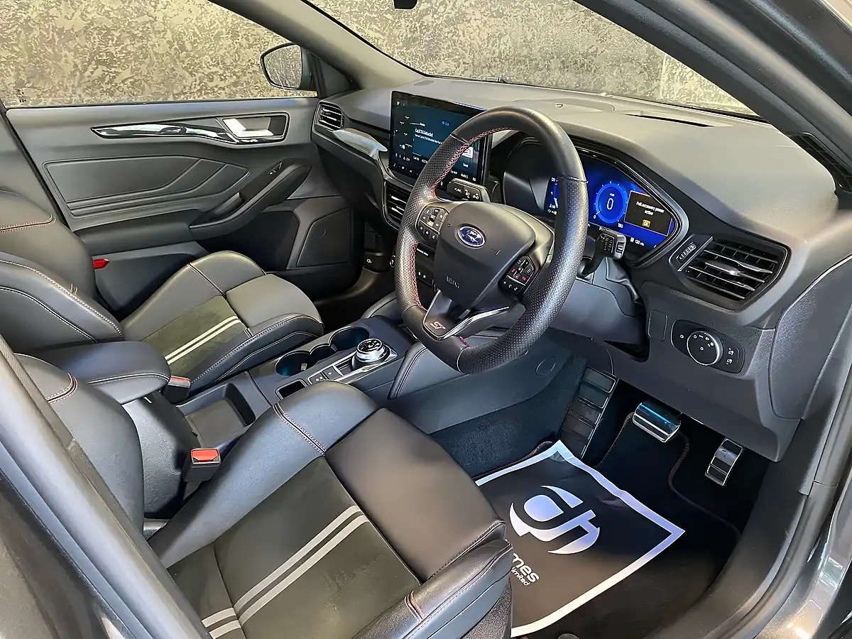 Used 2024 Ford Focus ST Magnetic (exclusive Colour) - Interior and Exterior details 13