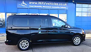 Used 2024 Ford Grand Tourneo Connect Titanium Black - Interior and Exterior details 16