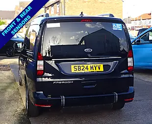 Used 2024 Ford Grand Tourneo Connect Titanium Black - Interior and Exterior details 7