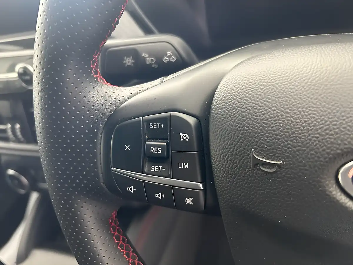Used 2024 Ford Kuga ST-Line Edition Silver - Interior and Exterior details 10