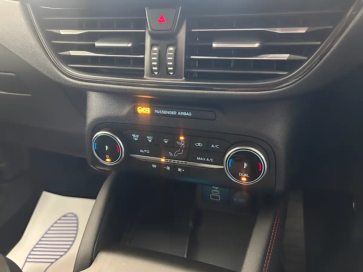 Used 2024 Ford Kuga ST-Line Edition Silver - Interior and Exterior details 13