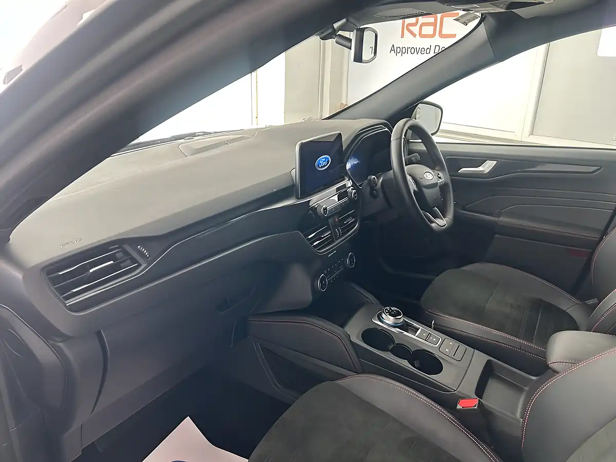 Used 2024 Ford Kuga ST-Line Edition Silver - Interior and Exterior details 18